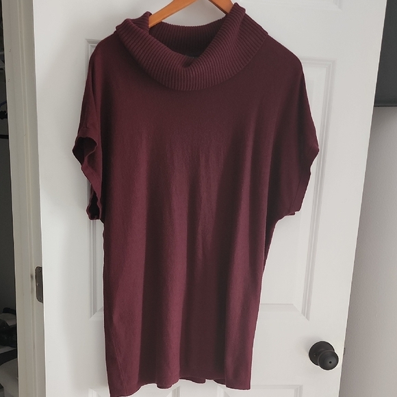 Vince Camuto Burgundy Cowl Neck Top - Picture 1 of 5